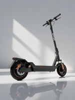 NAVEE GT5 MAX — Black