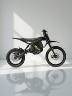 Rawrr Mantis Mini R — Black